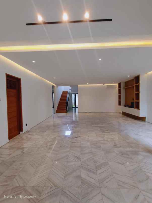 rumah design modern siap huni di joglo jakarta barat