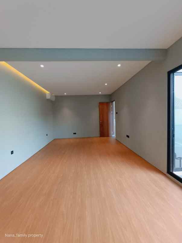 rumah design modern siap huni di joglo jakarta barat