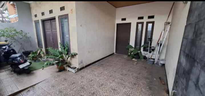 rumah di sekepanjang cikutra cibeunying kidul