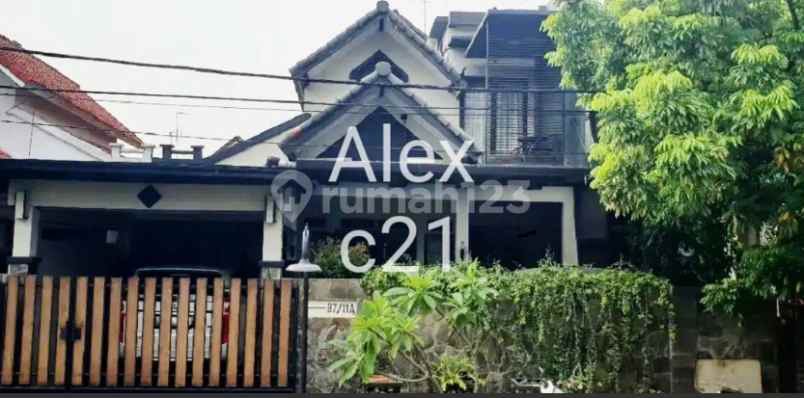 rumah dijual 2 lantai siap huni di graha raya