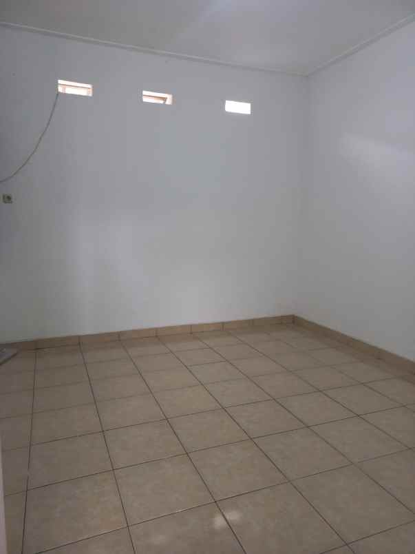 rumah dijual dekat pintu tol cimanggis