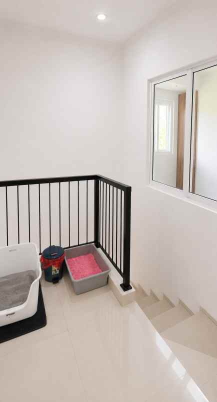 rumah dijual di ciputat lt 132 m lb 99 m hook shm nego