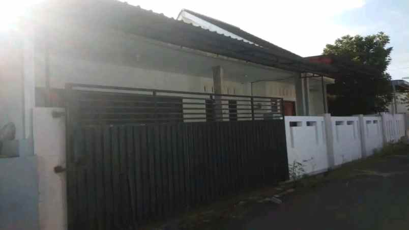 rumah dijual di manyaran semarang barat