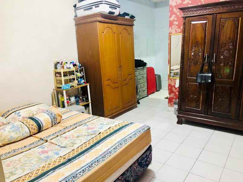 rumah dijual di perumahan graha golden city karawang