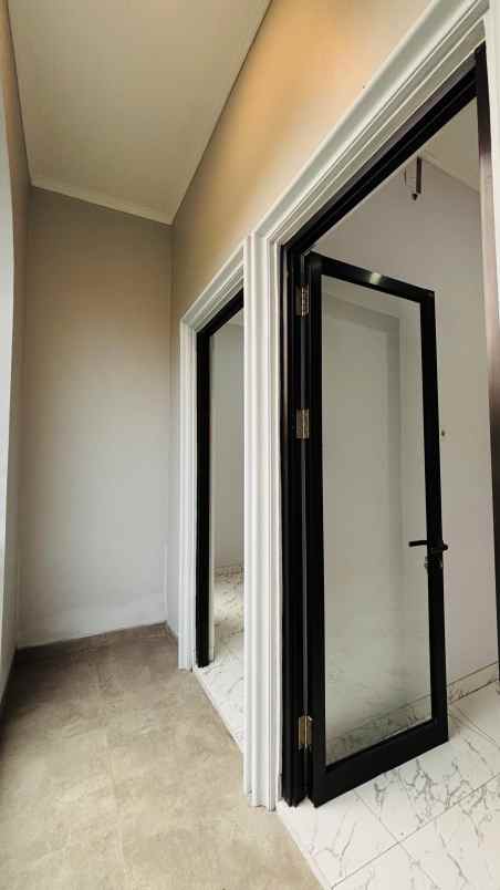 rumah elegan dalam cluster di cibubur city