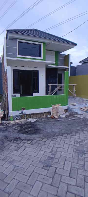 rumah gagah siap pindahan lokasi padat penduduk