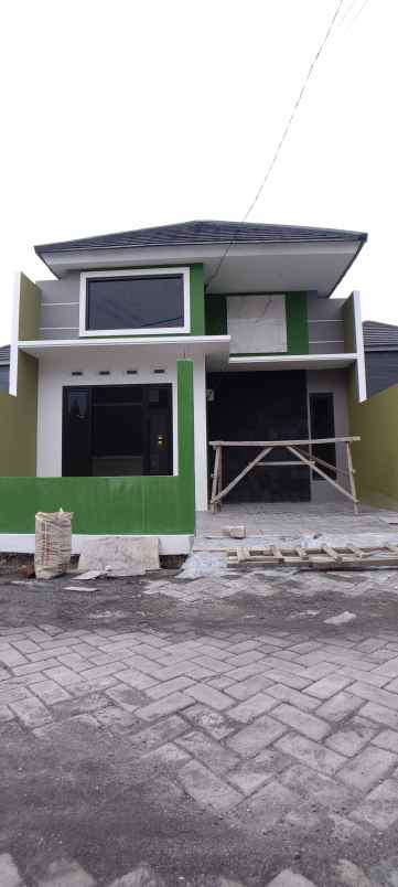 rumah gagah siap pindahan lokasi padat penduduk