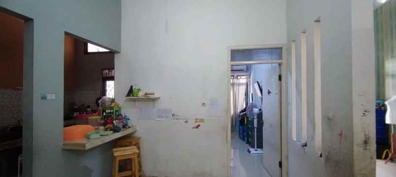 rumah jl binong kelapa dua