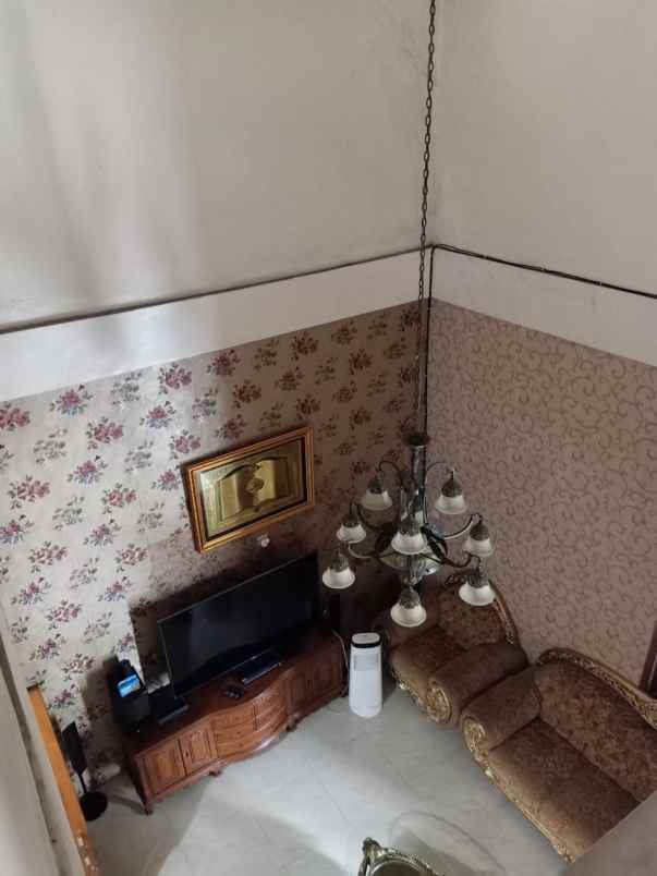 rumah jl pulo permatasari