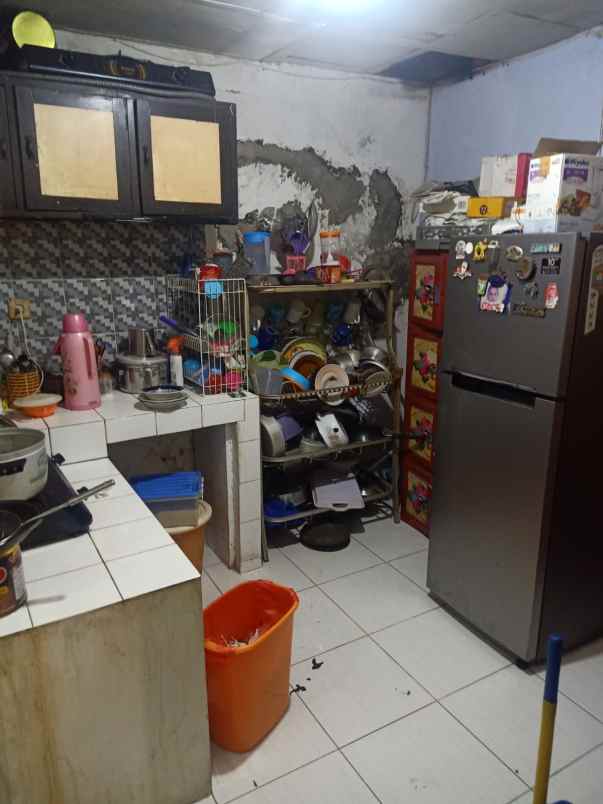 rumah jl raya kh hasyim ashari