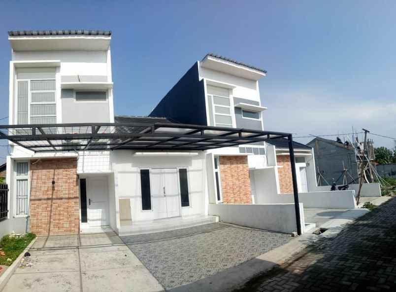 rumah jl raya sukatani