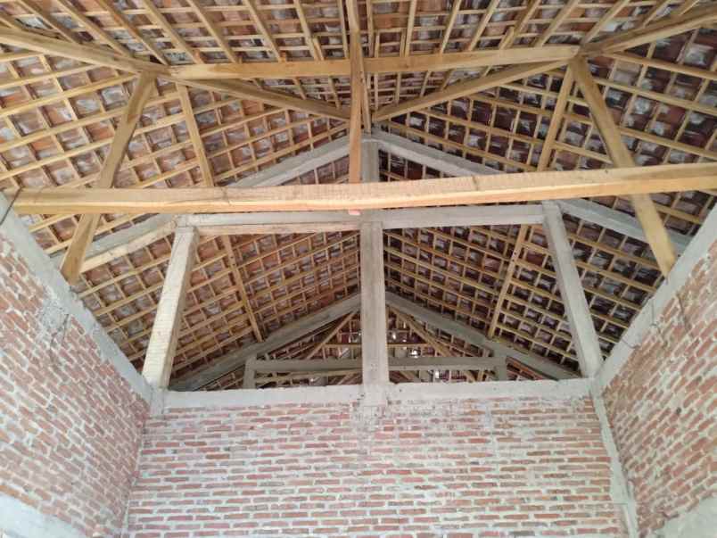 rumah karangpandan karanganyar