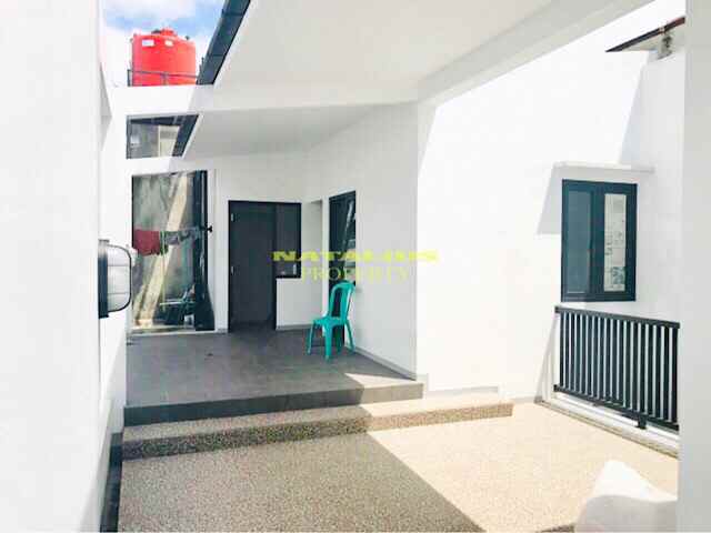 rumah kebon baru tebet