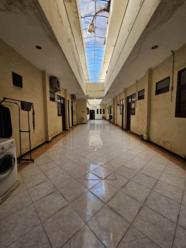 rumah kos siwalankerto strategis aktif furnished