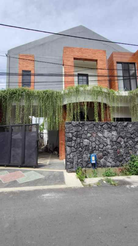 rumah kost siap huni lokasi suhat malang