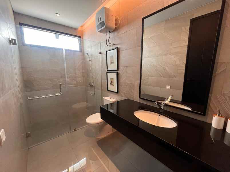 rumah mewah full furnish dekat jogja city mall