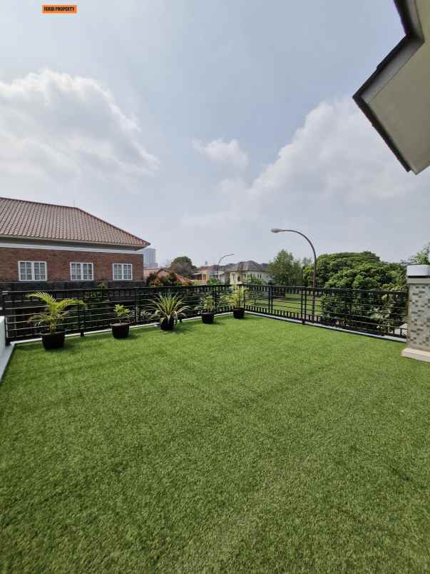 rumah mewah siap huni 5 kamar kota wisata cibubur