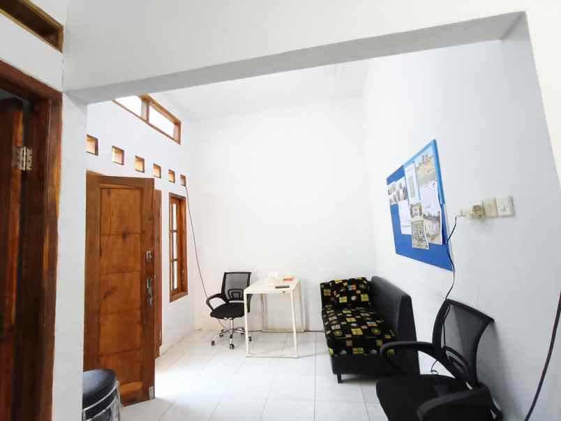 rumah minimalis bebas banjir 2 5 km ke stasiun daru