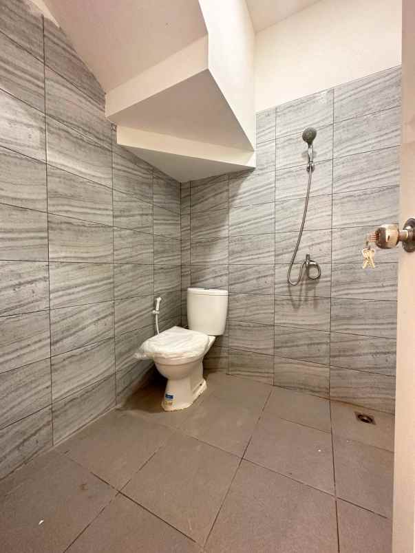 rumah minimalis siap huni jatikramat jatiasih bekasi