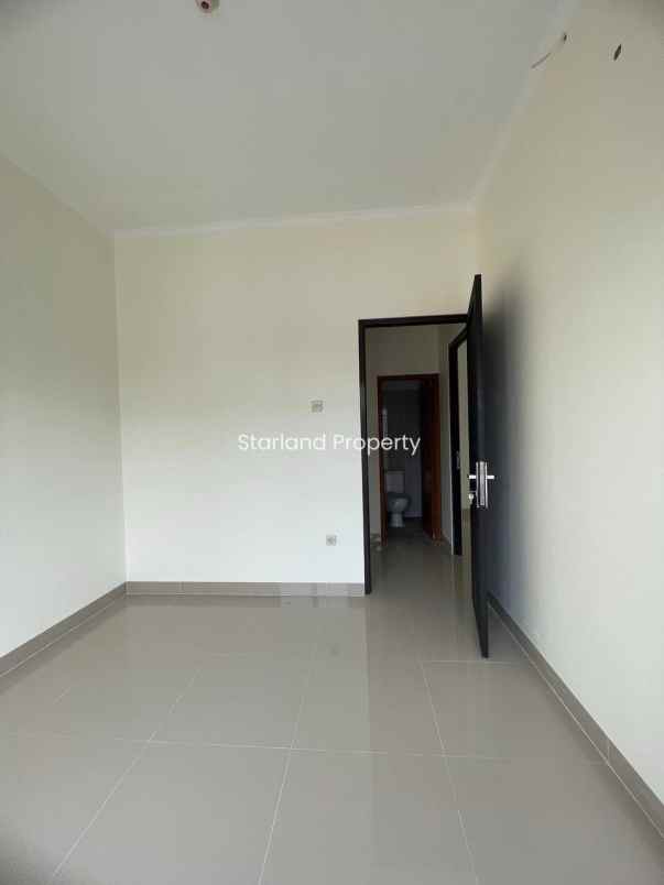 rumah modern minimalis di area bintaro