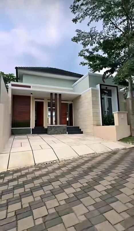 rumah modern minimalis lokasi cemorokandang