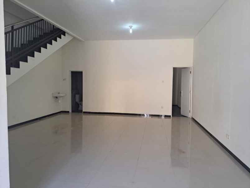 rumah mulyosari bpd new gress minimalis strategis