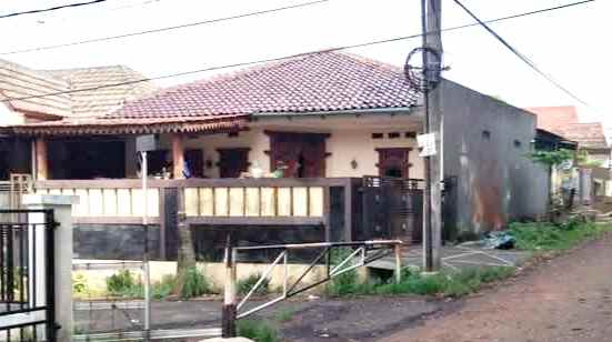 rumah nuansa kayu jati sawangan permai depok nego