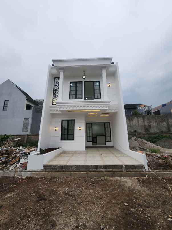 rumah nyaman bebas banjir di tanah baru beji depok