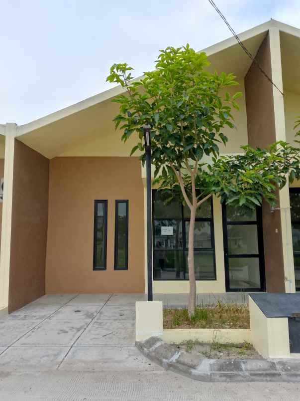 rumah second dekat jababeka ejip dan mm2100 cikarang