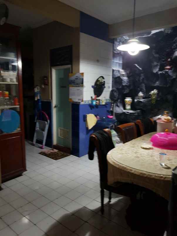 rumah second terawat di depok 2 tengah