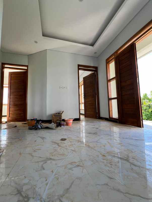 rumah semi hotel di bali