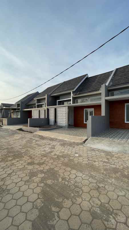 rumah siap huni di purwakarta dekat tol sadang
