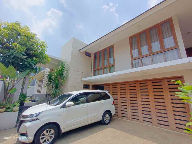 rumah siap huni semi furnished area joglo jakbar