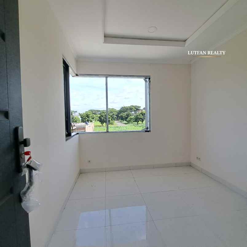 rumah skandinavian modern jagakarsa dalam komplek