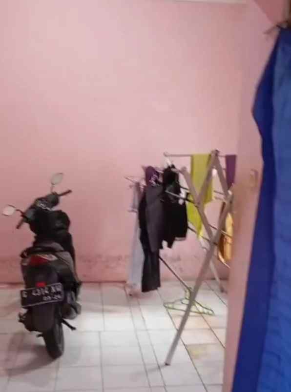 rumah srondol wetan banyumanik semarang