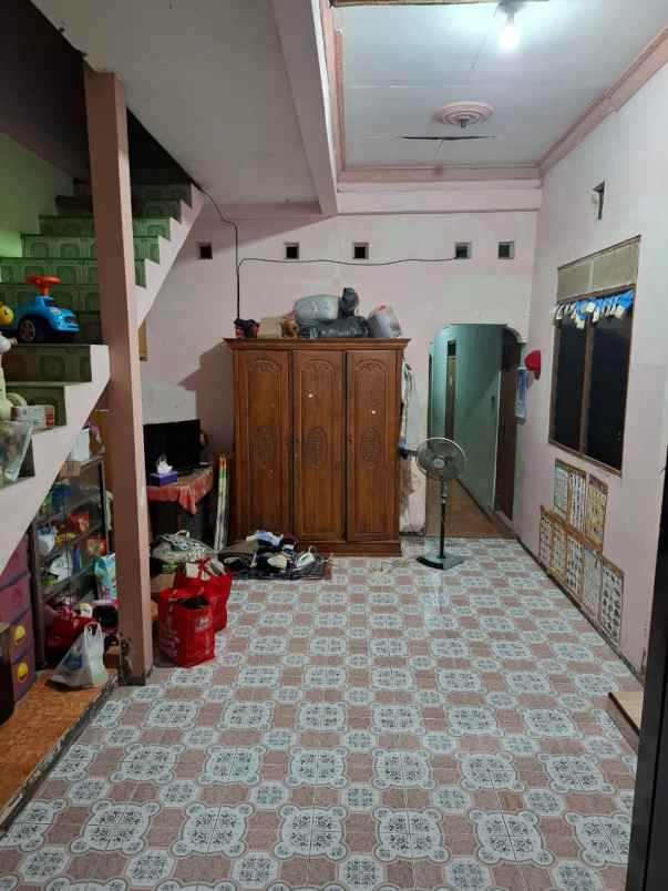 rumah strategis sambiroto dekat unimus dekat kemana