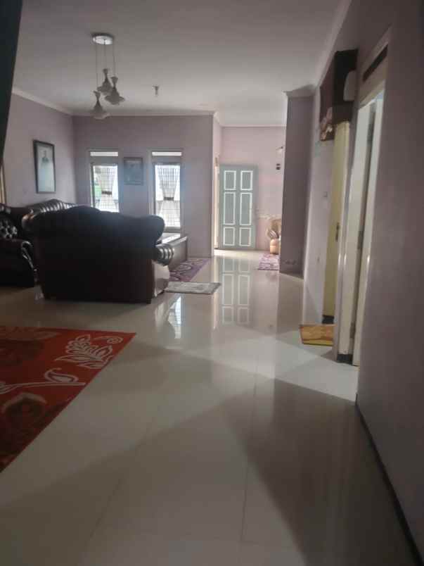 rumah strategis tengah kota batu dekat wahana wisata