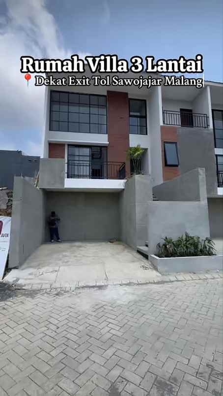 rumah villa 3 lantai 499 juta lokasi pakis malang