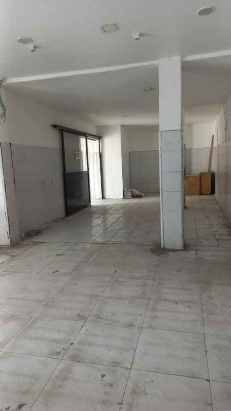 sewa gudang 1000 meter meruya