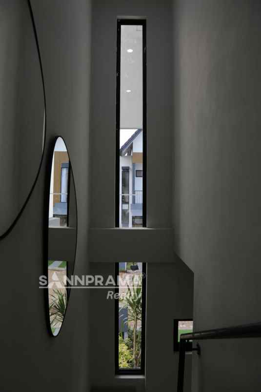 synthesis huis tipe fika cijantung jakarta timur rn