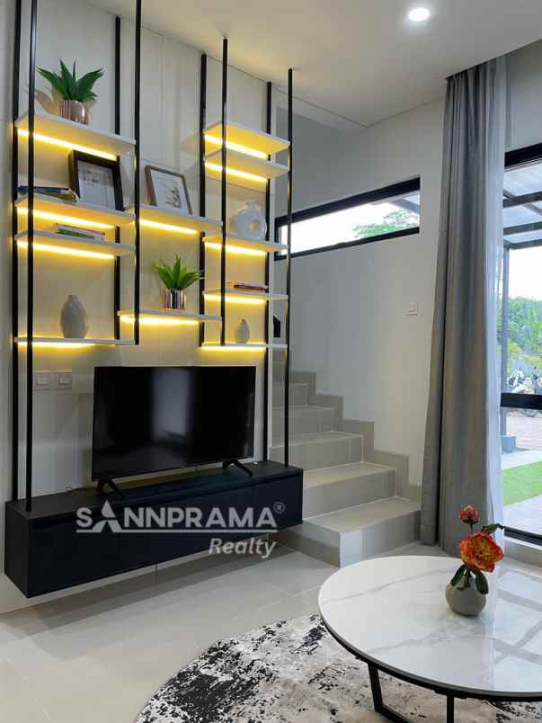 synthesis huis tipe fika cijantung jakarta timur rn