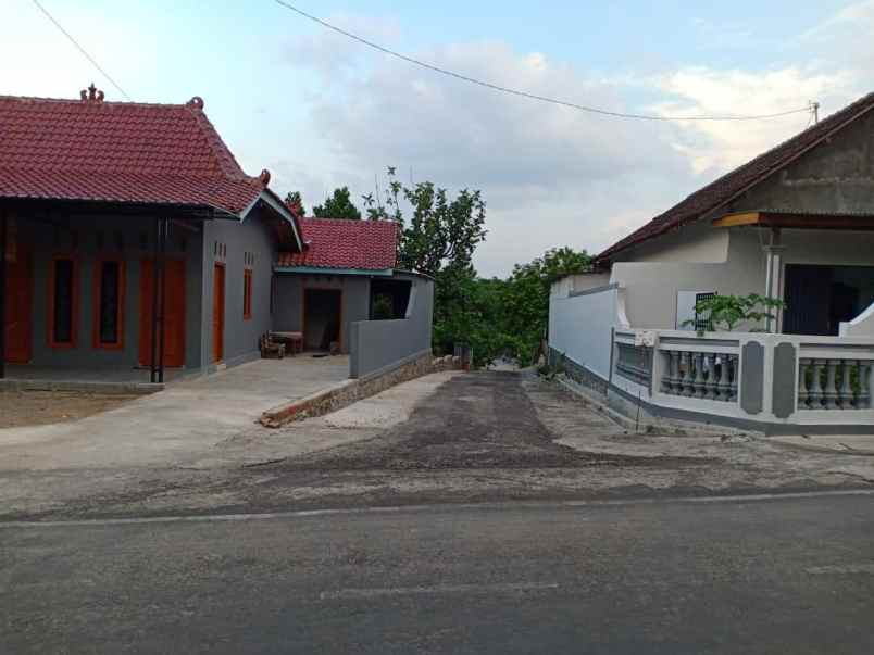 tanah dekat pasar kedawung