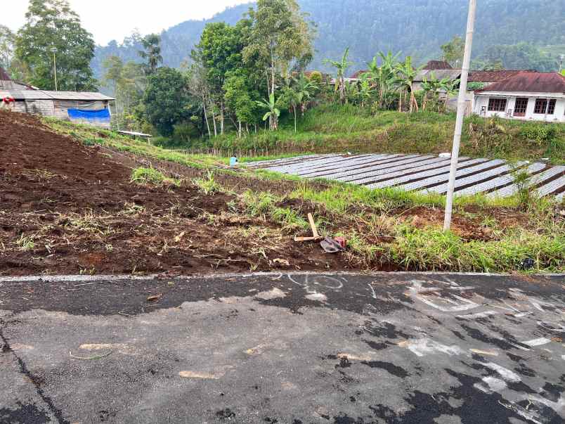tanah istimewa 125 juta kemuning karanganyar