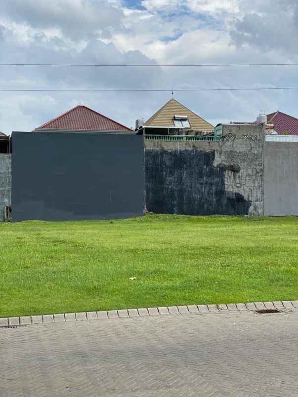 tanah pakuwon city jalan raya