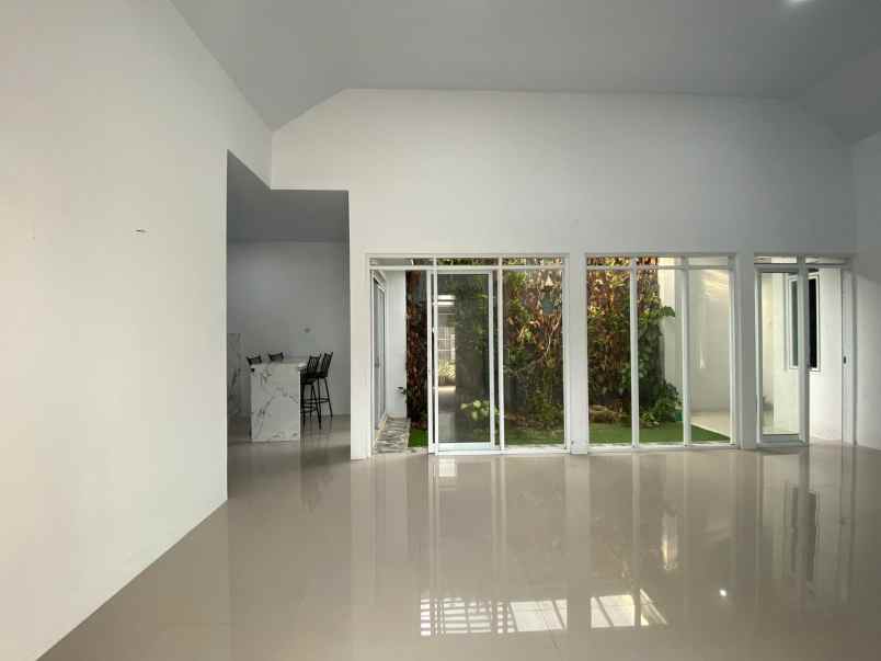 turun harga dari 800 juta menjadi 730 juta