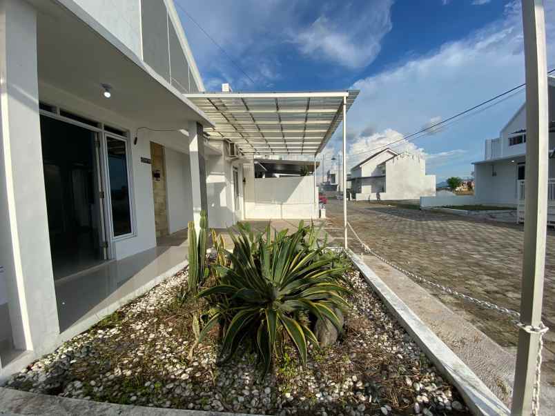 turun harga dari 800 juta menjadi 730 juta