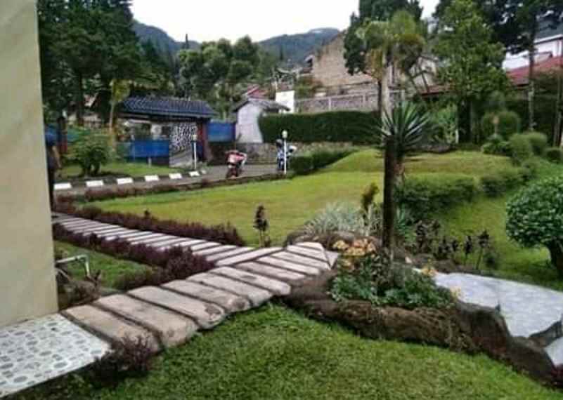 villa cisarua bogor jawa barat