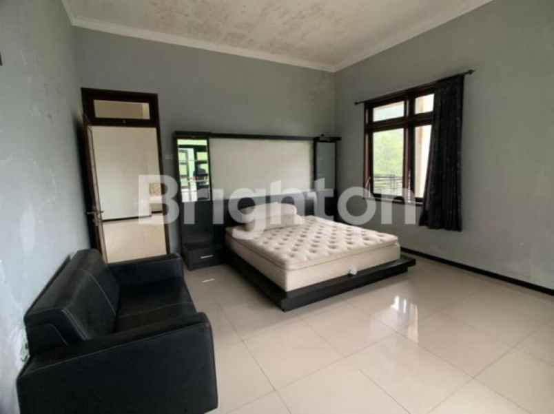 villa murah 2 lantai di sekuti indah tretes