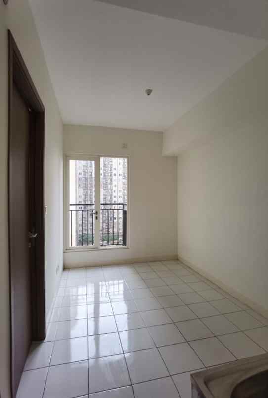 2br podomoro golf view lt 6 hijau tenang