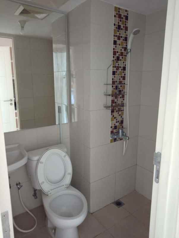 apartemen tanglin full furnish ac 3 di semua ruangan